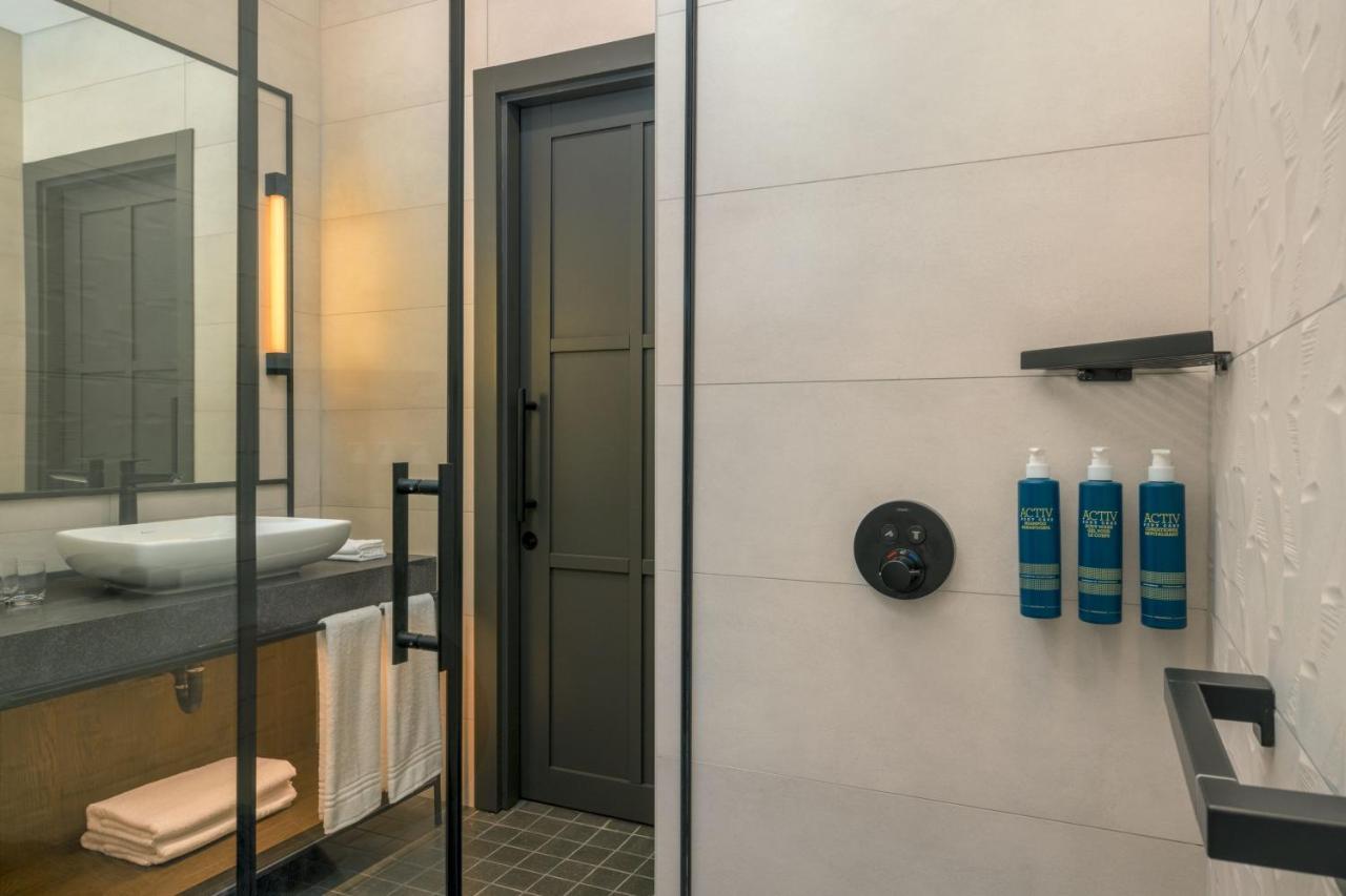 Four Points By Sheraton Budapest Danube Exterior photo